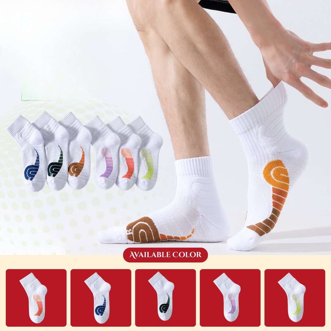 Professional tennis socks with thick terry cloth sole for sweat absorption and non-slip performance; badminton match socks, mid-calf style, men's and women's sports socks.